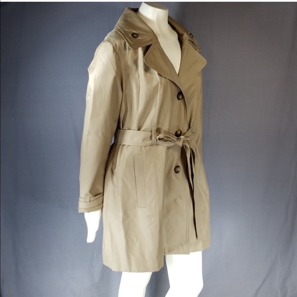 London Fog XXL Belted short trench Jacket 🧥 - Picture 3 of 5